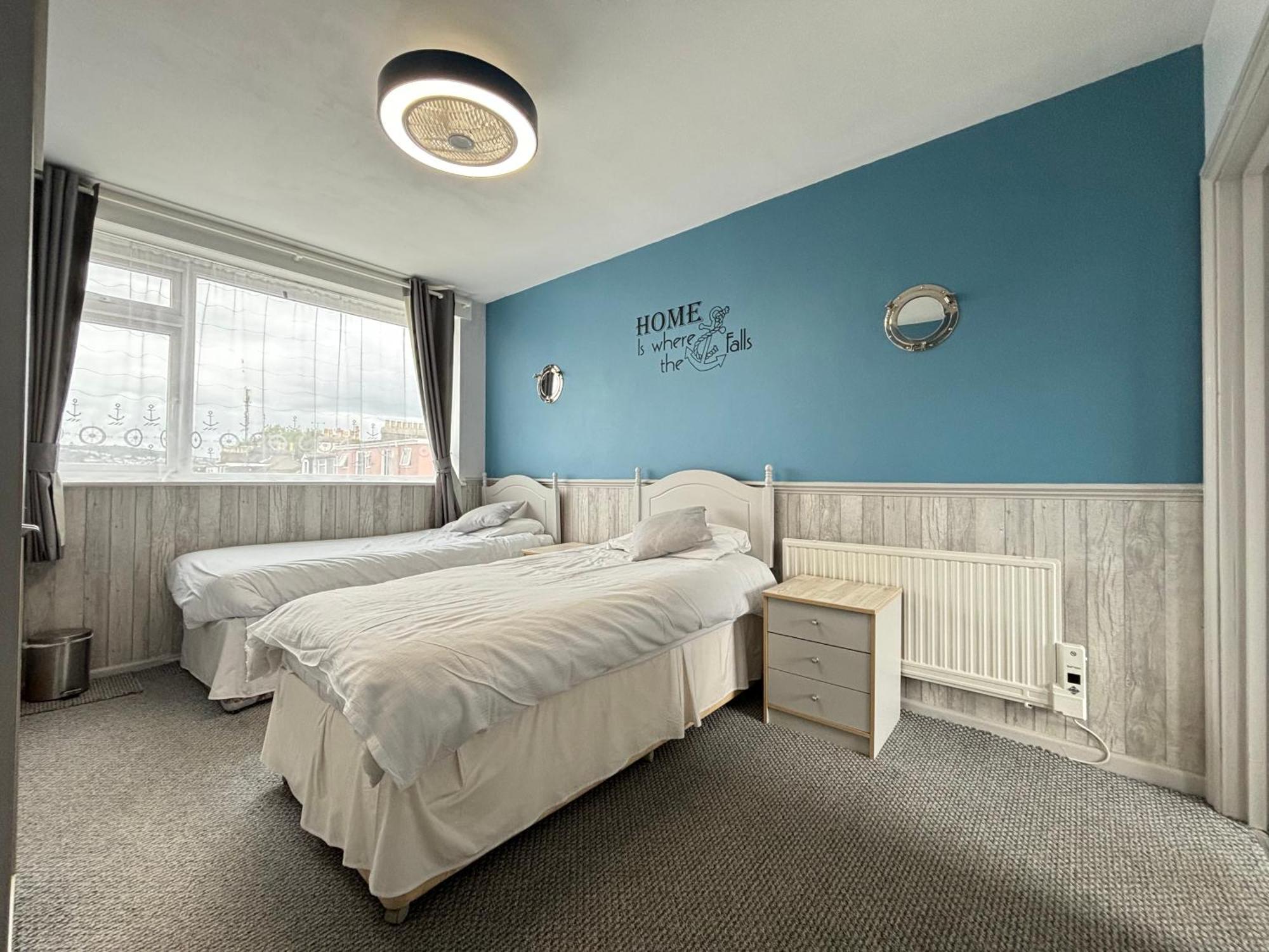 Bed & Breakfast Three Palms Paignton