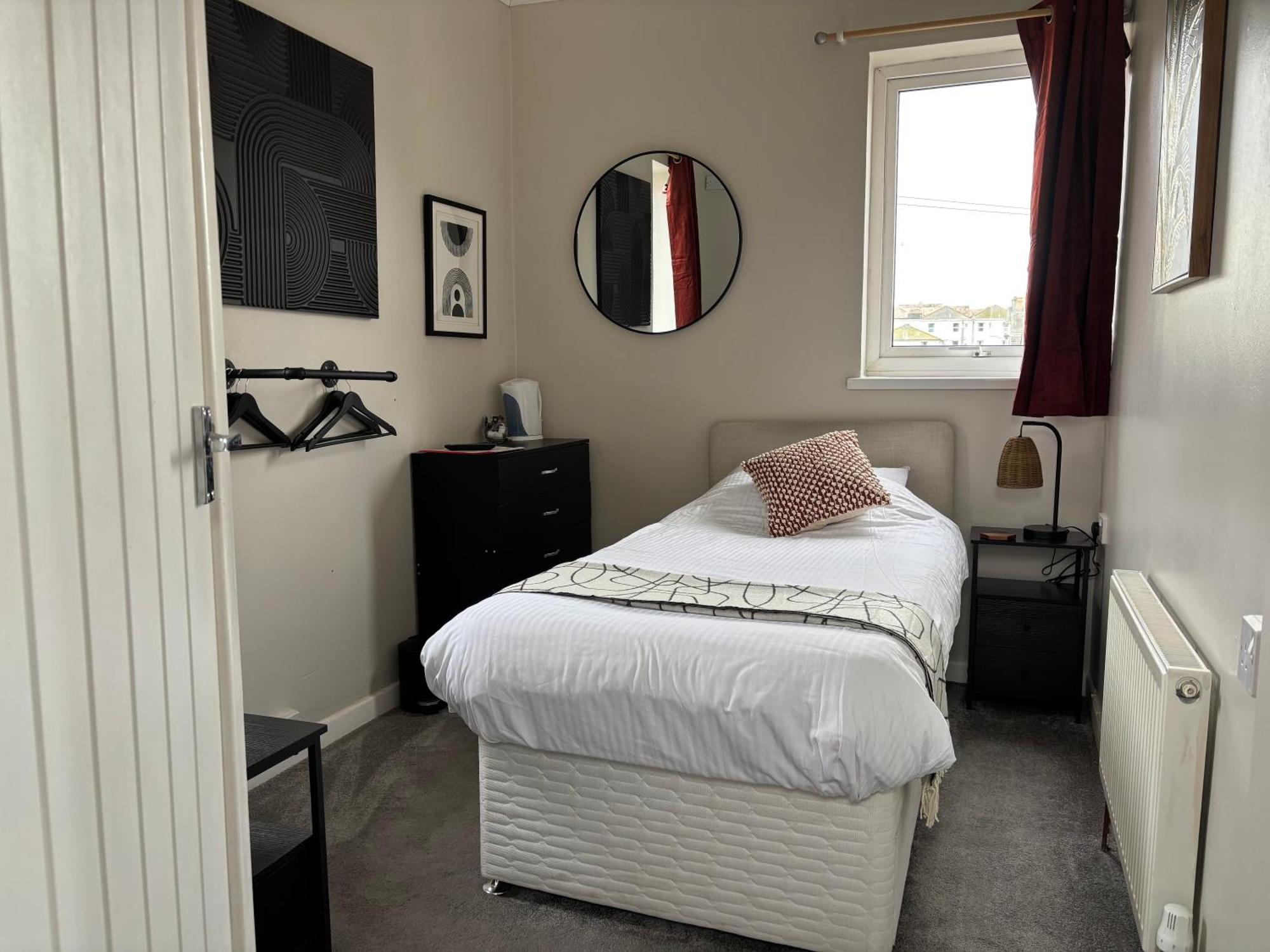 Three Palms Bed & Breakfast