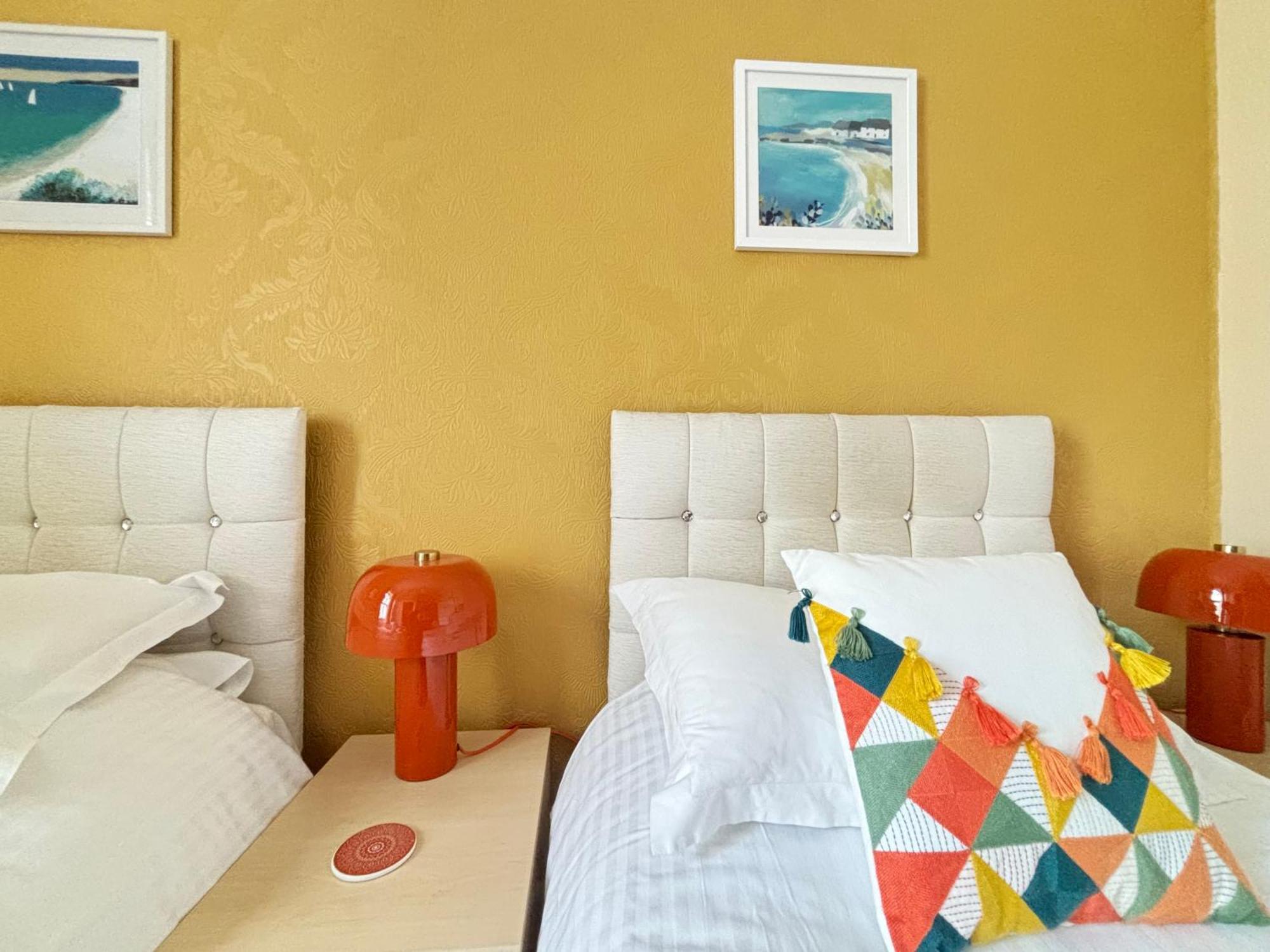 Three Palms Bed & Breakfast