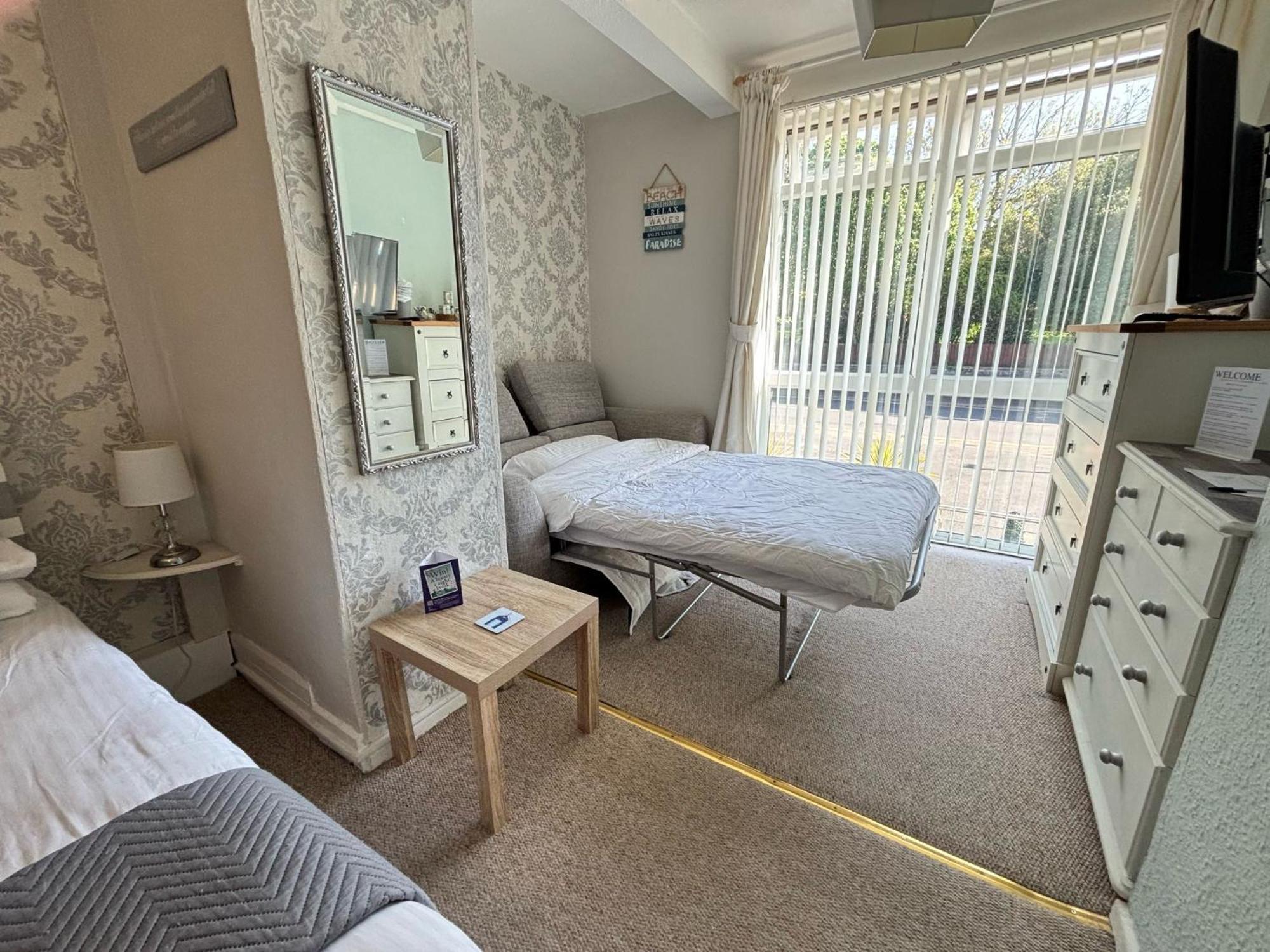 Three Palms 4* Paignton