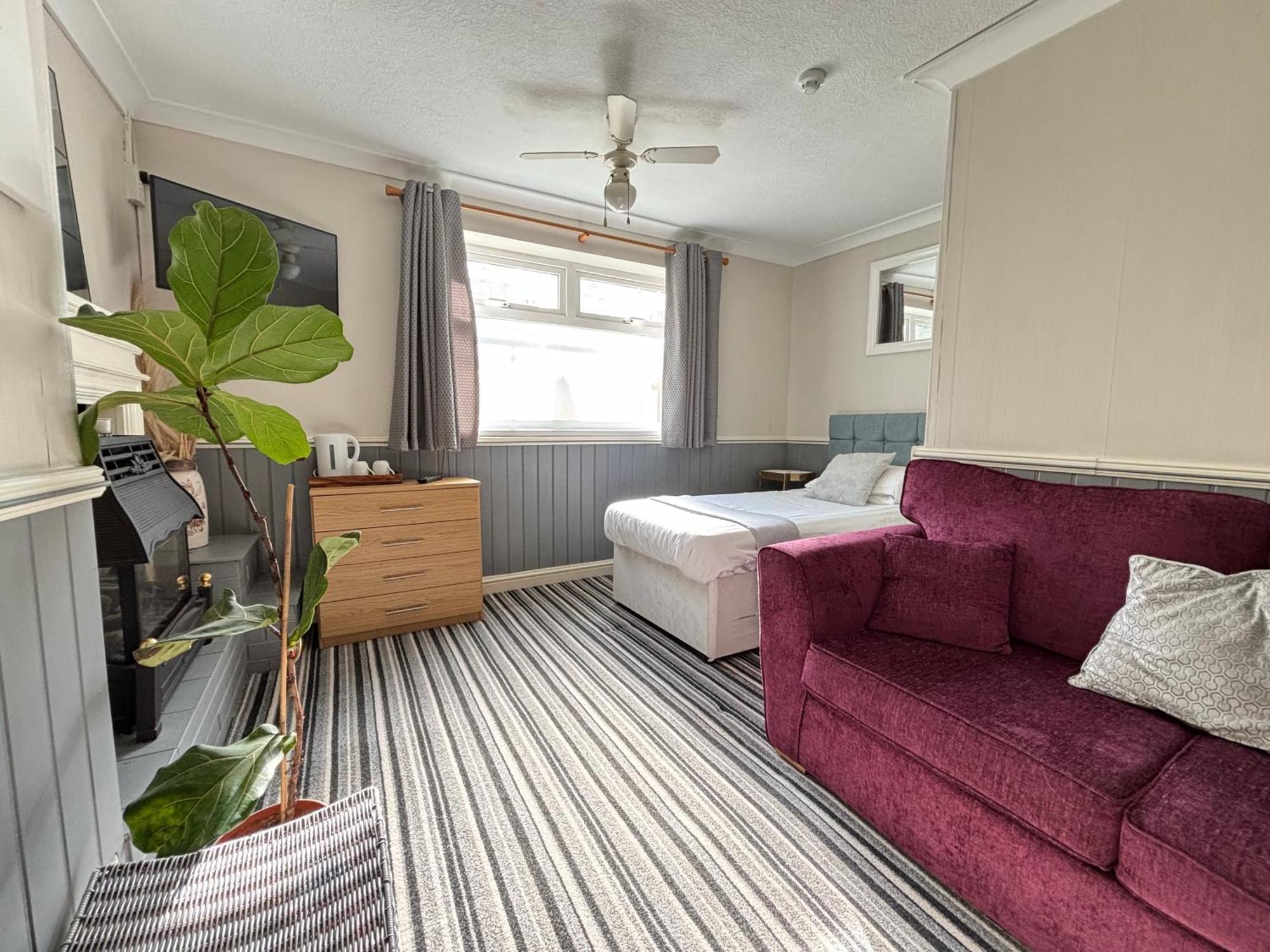 Three Palms Paignton