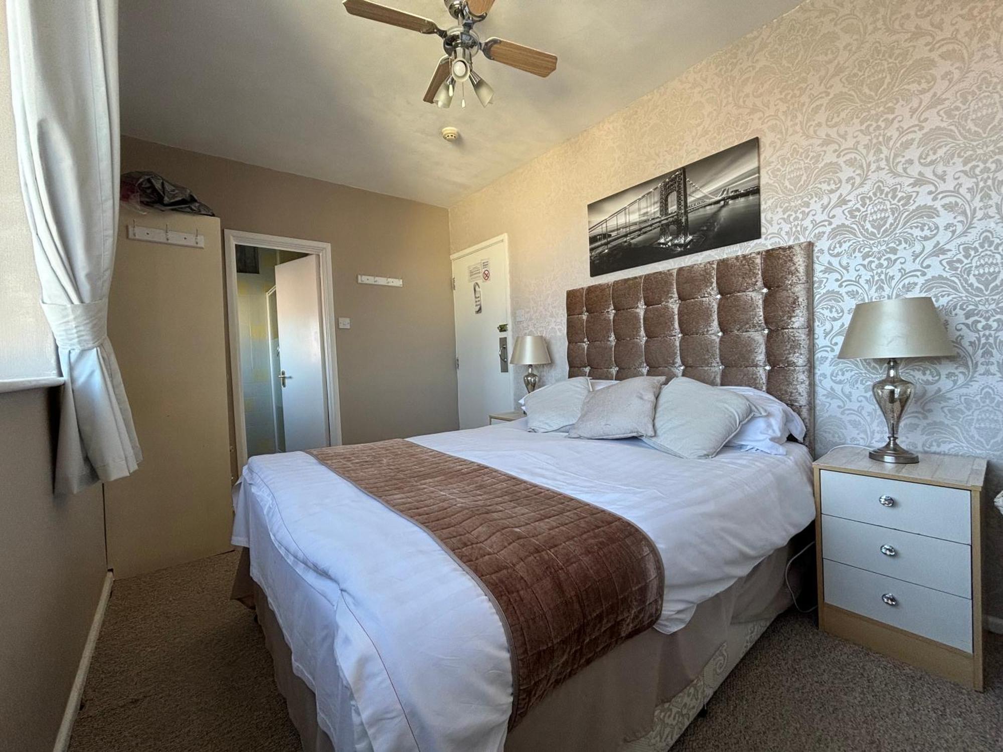 Bed & Breakfast Three Palms